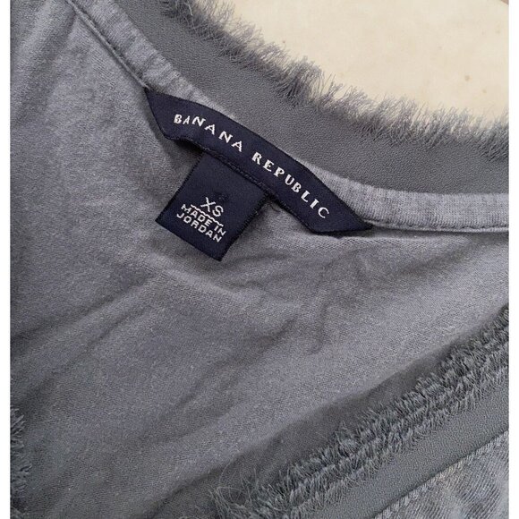 Banana Republic Short Sleeve V Neck T Shirt Tee Top Size XS - Picture 6 of 8